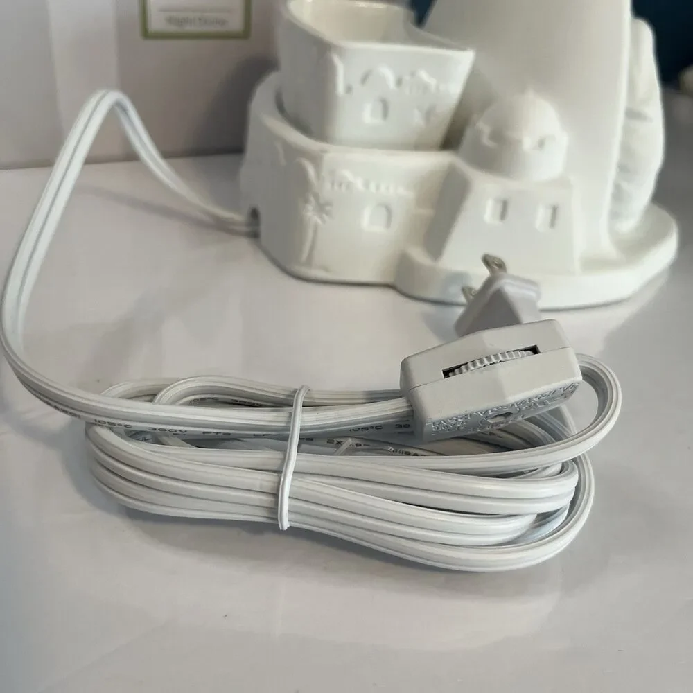 Scentsy Night Divine Wax Warmer With Base & Warmer Dish Nativity Scene NIB